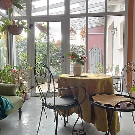 La Tropicale-maison Pres Du Centre Ville- 1 Chambre بيت ضيافة 3*